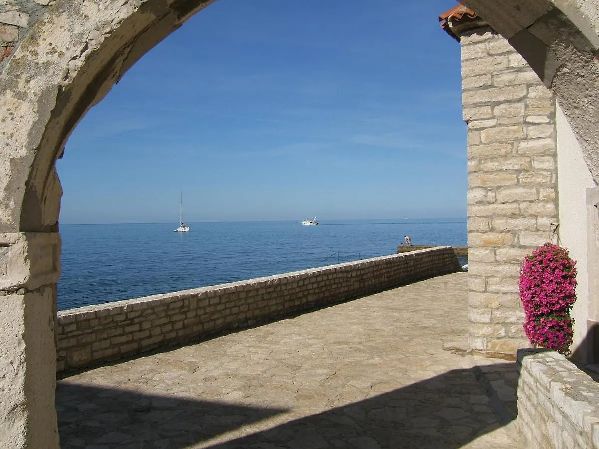 Rozy Near The Beach Διαμέρισμα Novigrad Istria