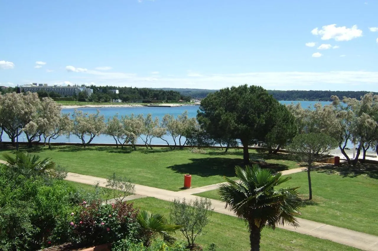 Rozy Near The Beach Διαμέρισμα Novigrad Istria