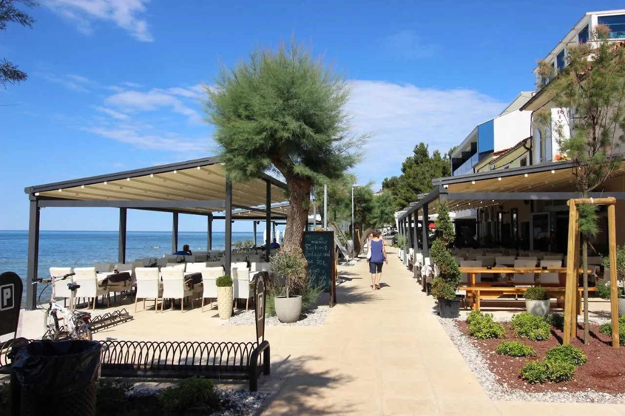 Апартаменты Rozy Near The Beach Новиград 0*,